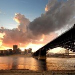 The steel arches of the Eads Bridge. Photo by Gwendolyn Mercer.