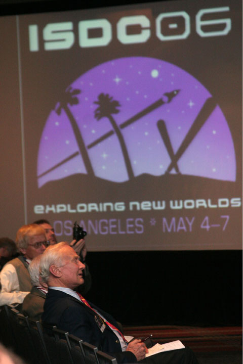 Buzz Aldrin listening at 2006 International Space Development Conference