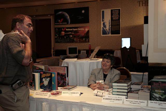 2007 isdc donna shirley book signing