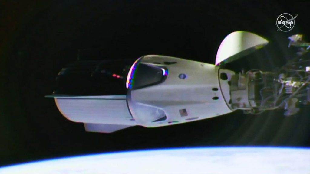 dragon 2 docking to ISS