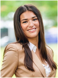 Bella Hayes Bella Hayes