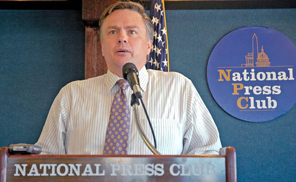 charles miller speaking at national press club space solar power 2007 press conference